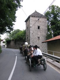 14včasih so tu pobirali cestnino-colnino