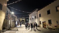 8-jaslice-križ.jpg
