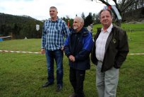Janko Mikuš (Društvo Gozd in KS Col), župan Marjan Poljšak in občinski svetnik Angel Vidmar Janko Mikuš (Društvo Gozd in KS Col), župan Marjan Poljšak in občinski svetnik Angel Vidmar