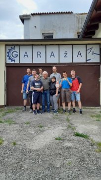 GARAŽA