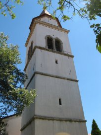 Zvonik cerkve sv. Kozme in Damjana v Gojačah 