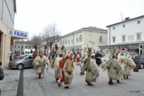 kurenti v ajdovščini.JPG