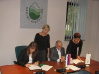 Podpis pogodbe... 