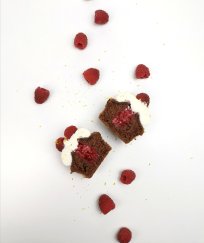 Najlepše torte od A do Ž - delavnica z Eriko Jerkič Beč v Rustjevi hiši kruha, 2.del: priprava krem in polnil za torte 