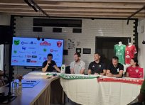 Rokometni klub Ajdovščina si je namreč v lanski sezoni izboril napredovanje med slovensko elito, medtem ko so Mlinarke že vrsto let stalnica v vrhu slovenskega ženskega rokometa, Ajdovščino in Slovenijo pa bodo ponovno zastopale tudi v evropskem pokalu EHF. 