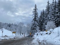 Med delavniki še vedno velja popolna zapora ceste. Foto: M. Barišić