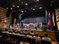 Pihalni orkester Vrhpolje na slovesnosti ob dnevu državnosti. 