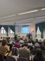 Prostovoljno socialno delo s sloganom Postani moj prijatelj že trideset let neprekinjeno povezuje učence CIRIUS Vipava, Škofijsko gimnazijo Vipava in Srednjo šolo Veno Pilon Ajdovščina.