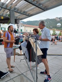ranjoe prodaja majice.jpg