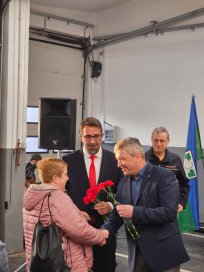 V središču skupnega sprejema obeh županov 8. marca v Vipavi so bile ženske pripadnice