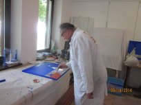 Klavdij Tutta pri ustvarjanju. Foto Jožica Ličen 