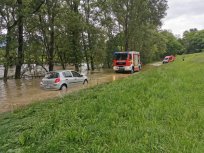 Intervencija GRC Ajdovščina na poplavljeni obvozni cesti na Brjah 