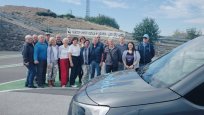 Prostovoljci programa Sopotniki so v Logatcu pridobivali nova znanja in izkušnje za še varnejšo vožnjo.