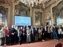 skupinska fotografija partnerjev